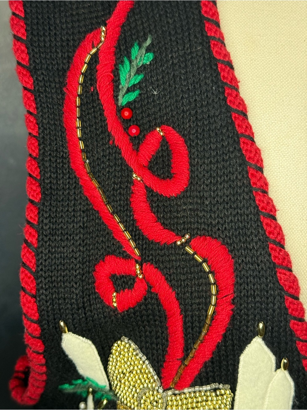 Victoria Jones Christmas Sweater Vest Black Embellished Candles & Bows Women's M - Picture 6 of 11